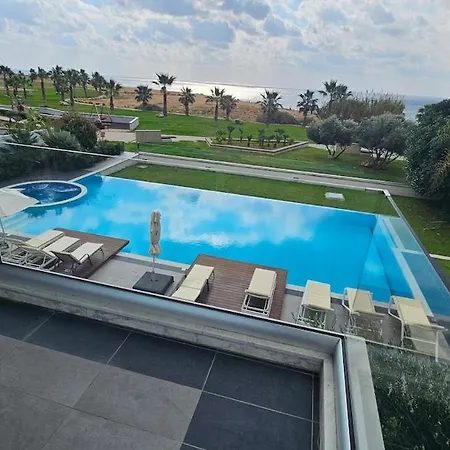 Beachfront Luxury Tranquility 빌라